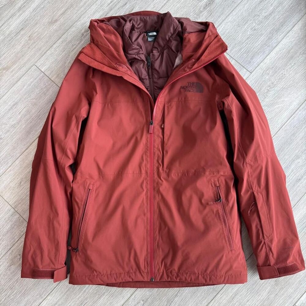 The North Face 2 in One Men's Jacket size small